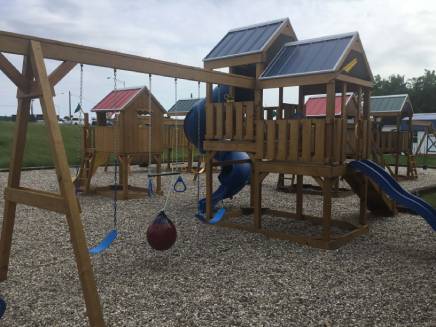 Children's playground at Kumberland Campground